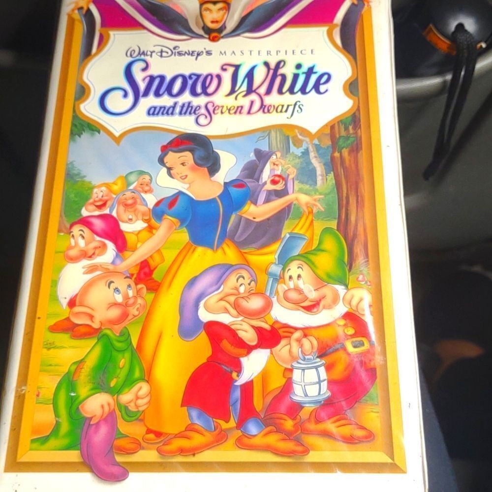 Walt Disney's Masterpiece Snow White and the seven Dwarfs vintage VHS